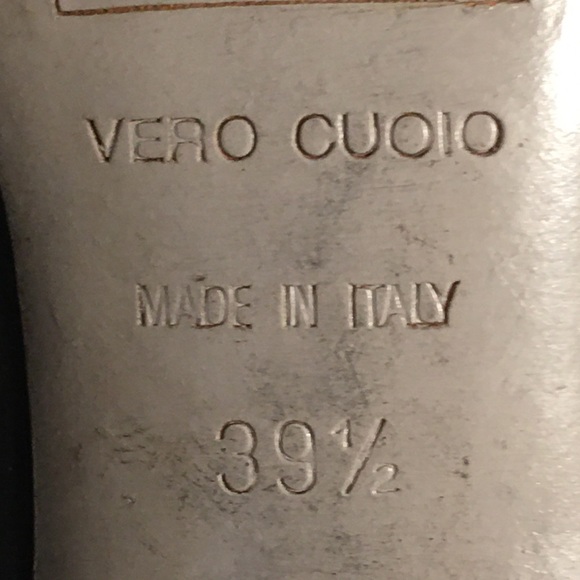 DOLCE & GABANNA 39.5 Black Leather Pump Heels - Picture 7 of 7